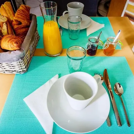 לינה וארוחת בוקר Le Verger Du Mesnil 3*